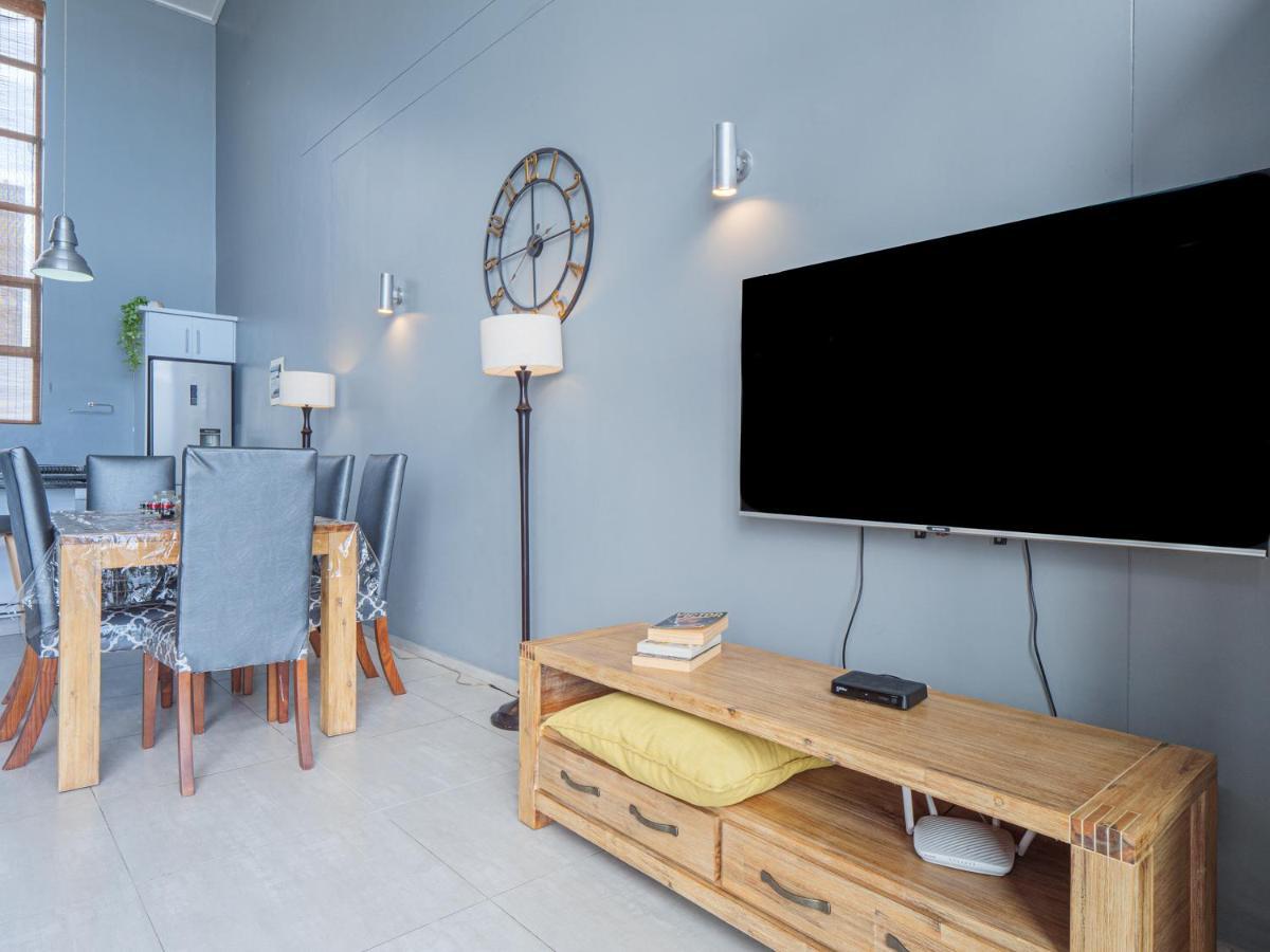 Point Bay - Super Stylish For Less *