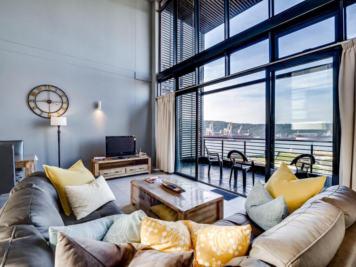 Apartment Point Bay - Super Stylish For Less Durban