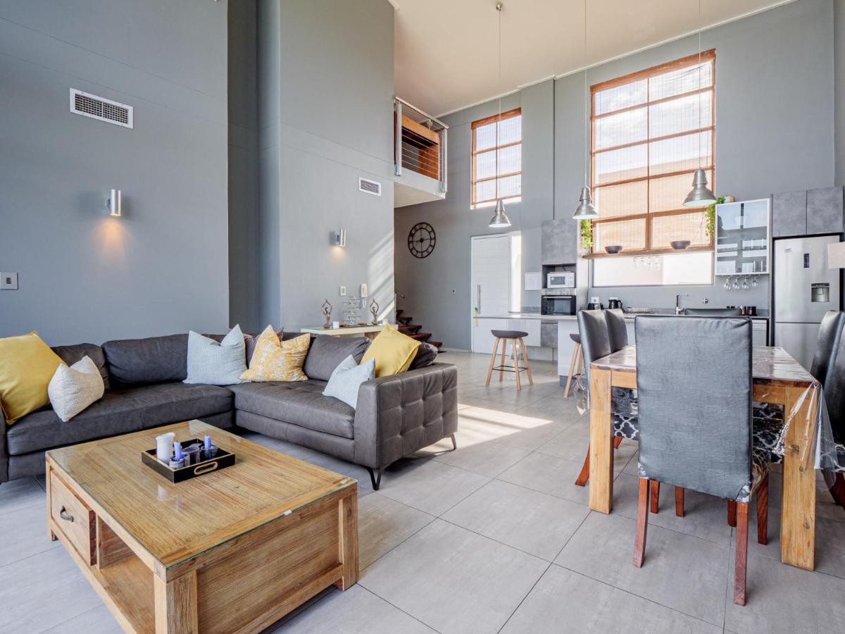 Apartment Point Bay - Super Stylish For Less